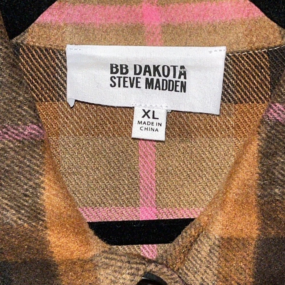 BB Dakota Steve Madden Cashew Plaid Boxy Shacket - Picture 4 of 5